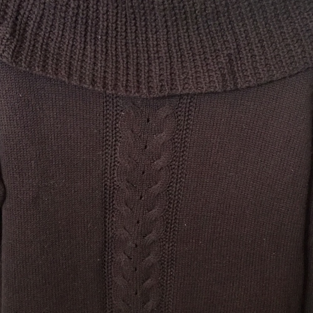 Laura Plus sweater 5 items for $20β€οΈ - Picture 2 of 2